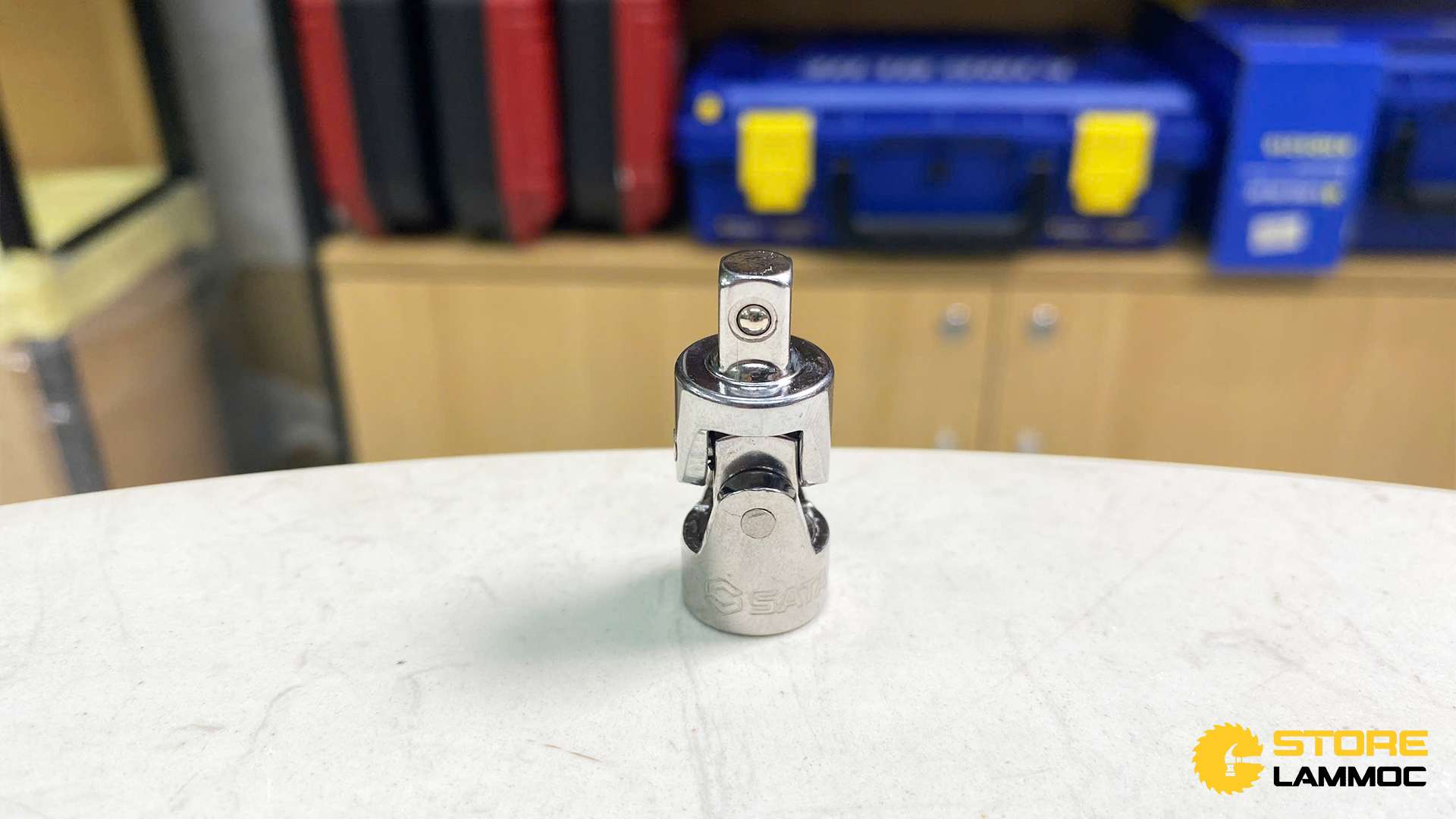 Đầu chuyển tuýp khớp cầu Sata 11912