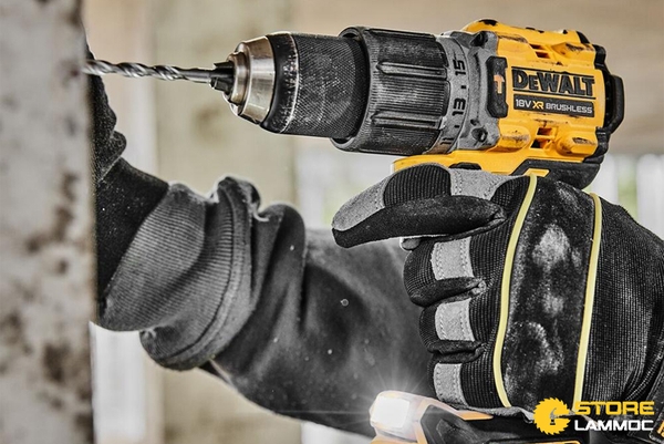 10 Lý Do Tại Sao Bạn Nên Sở Hữu Máy Khoan Pin Dewalt DCD805