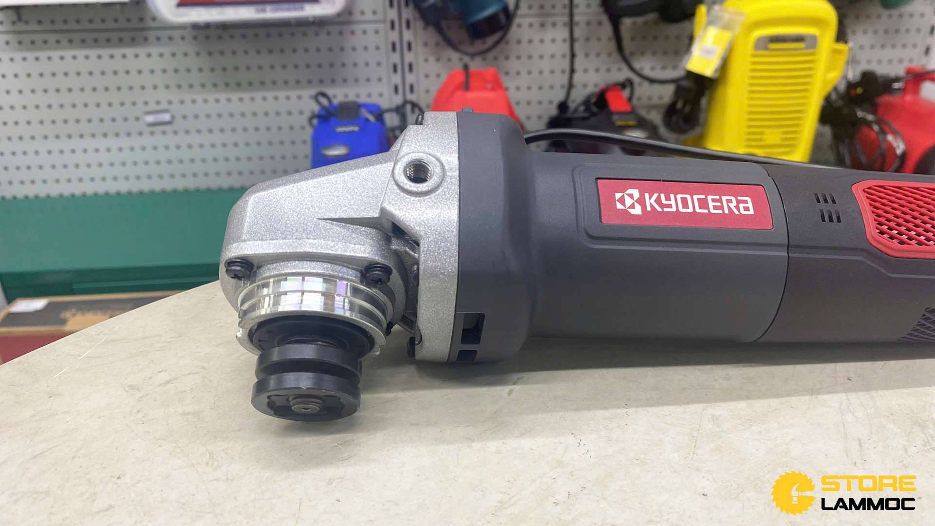 Máy mài góc 710W Kyocera AG1000T (công tắc đuôi)