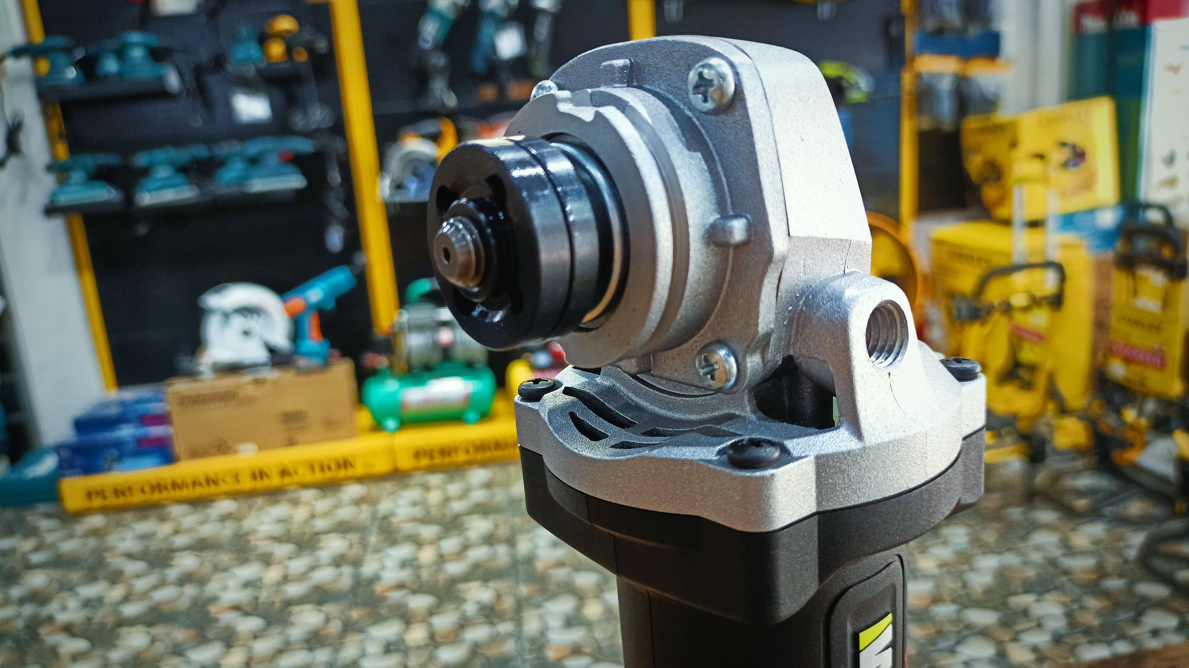 Bộ máy mài góc 100mm gồm 2 pin 4Ah kèm sạc nhanh Worx WU806 2