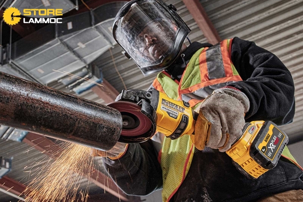 Đánh Giá Chi Tiết Máy Mài Góc Pin Dewalt DCG418
