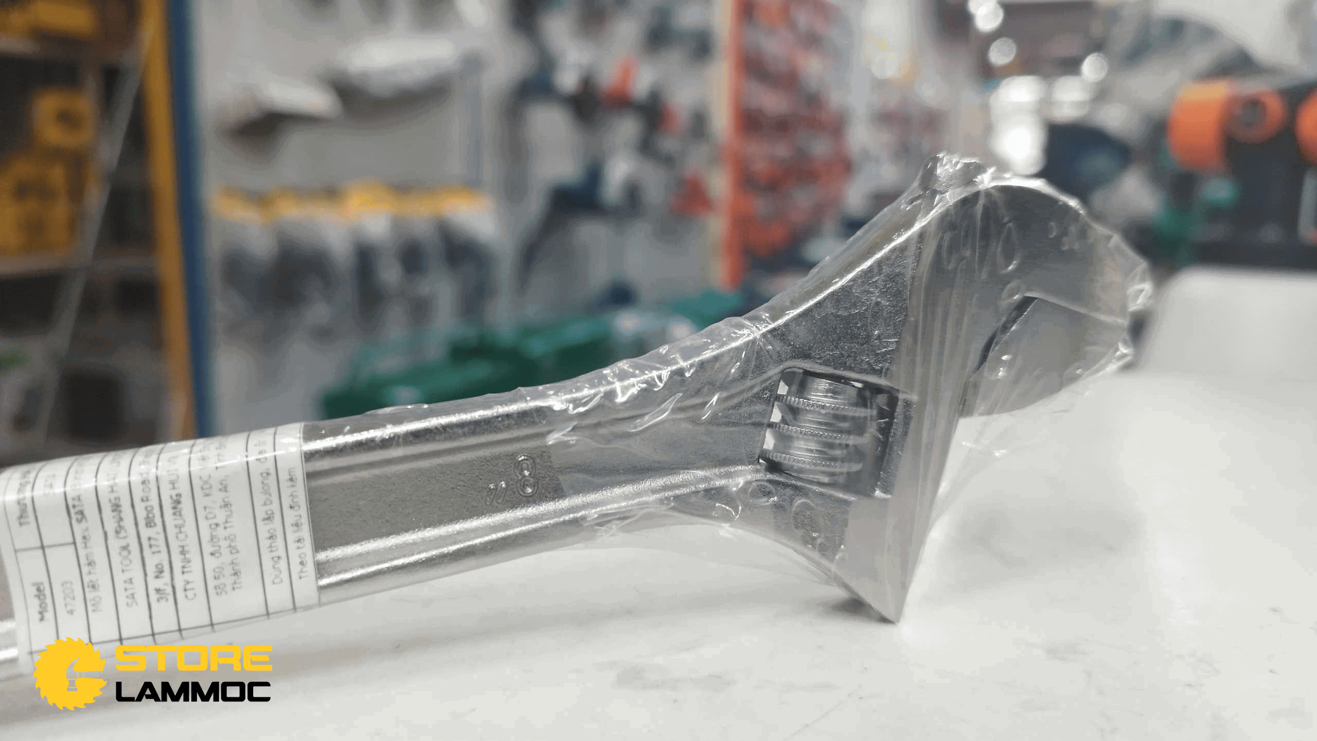 Mỏ lết 8inch dài 200mm Sata 47203