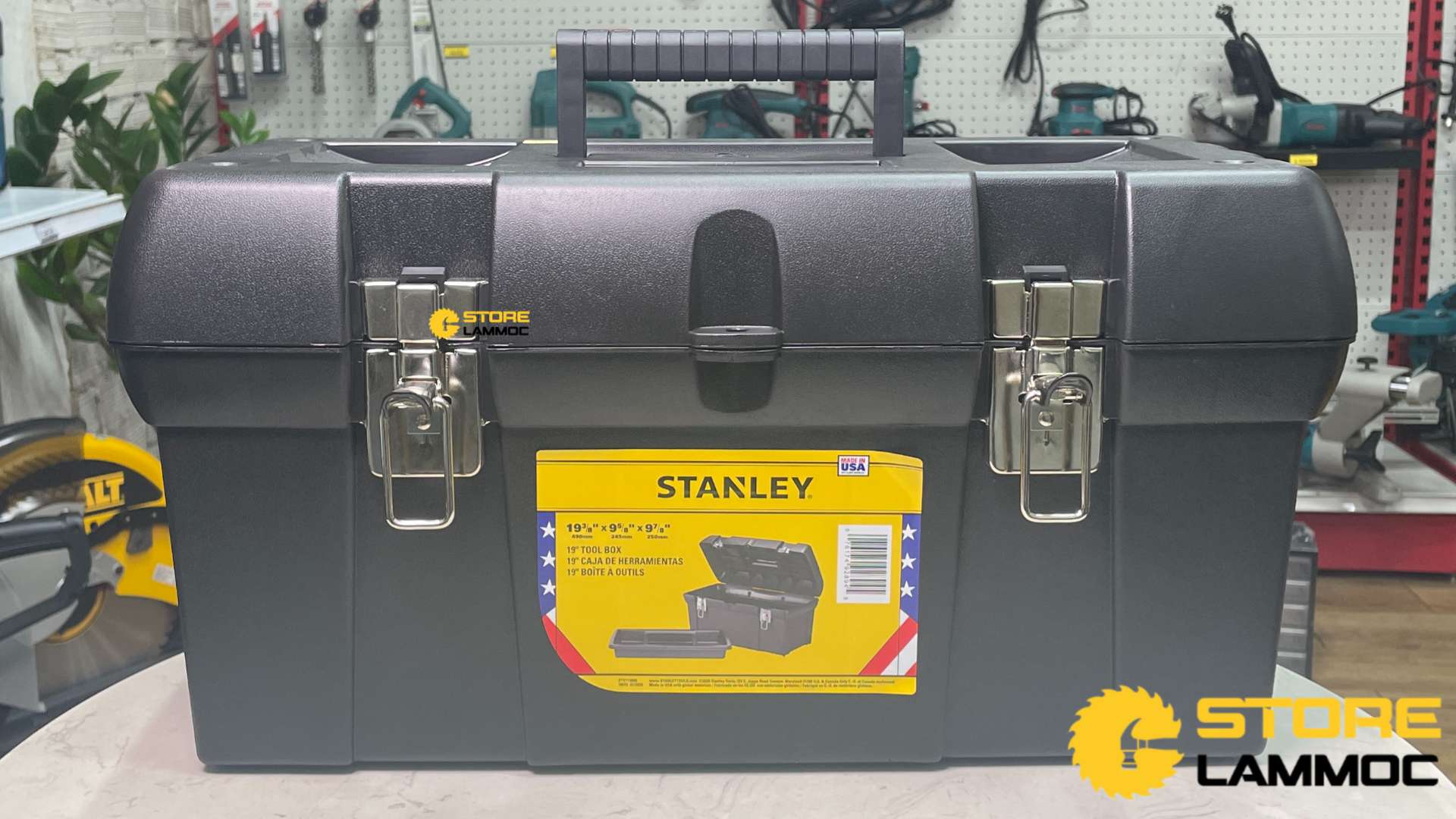 Thùng đựng đồ nghề STANLEY STST19005 19" khóa kim loại