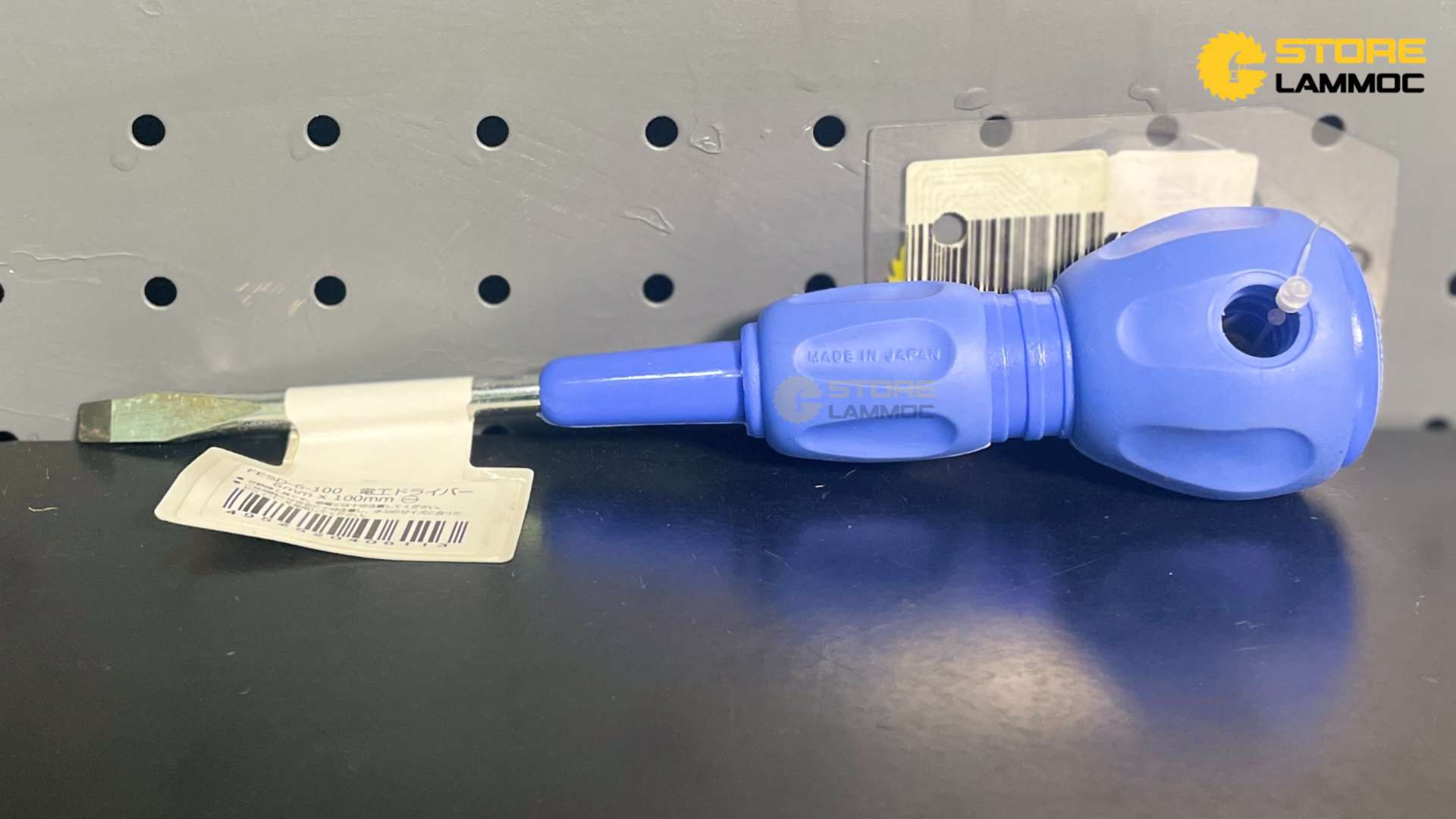 Tua vít dẹp Fujiya SL6x100mm FESD-6-100