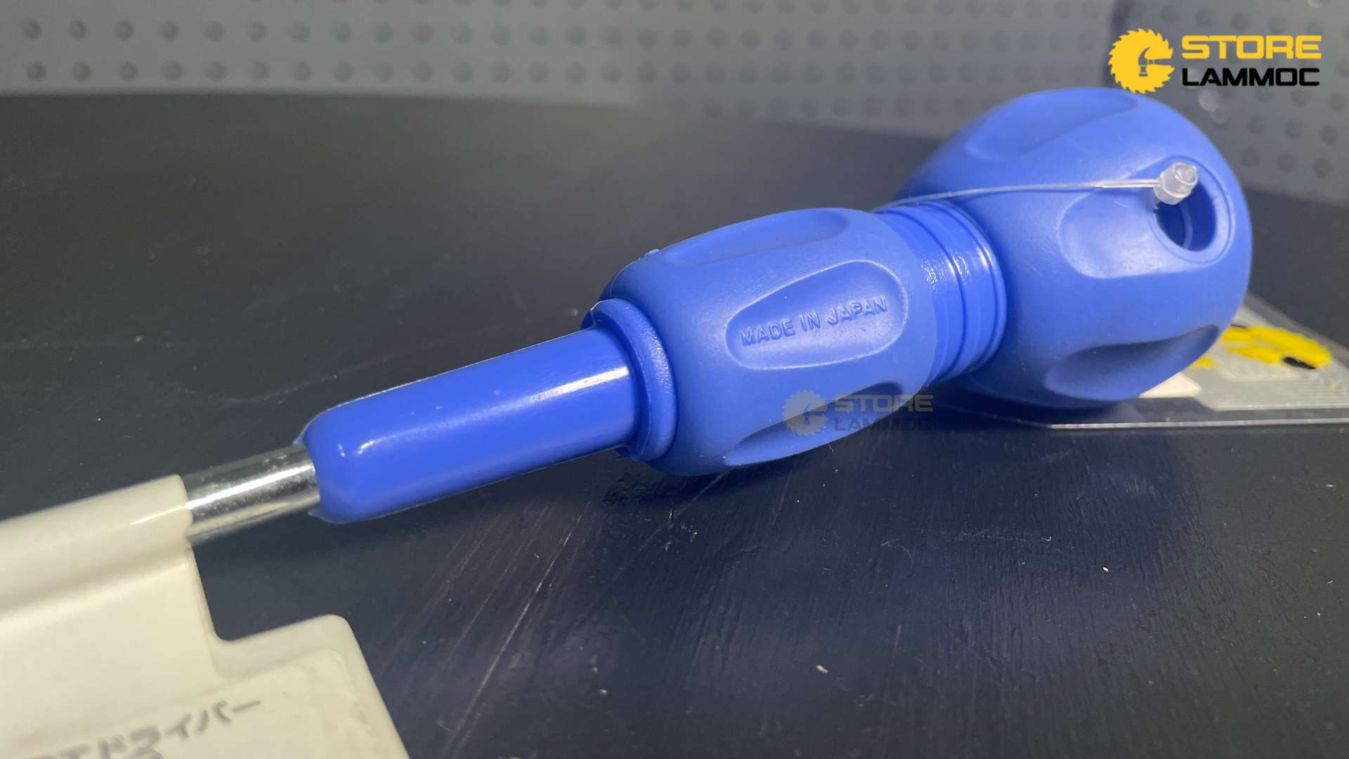 Tua vít dẹp Fujiya SL6x100mm FESD-6-100