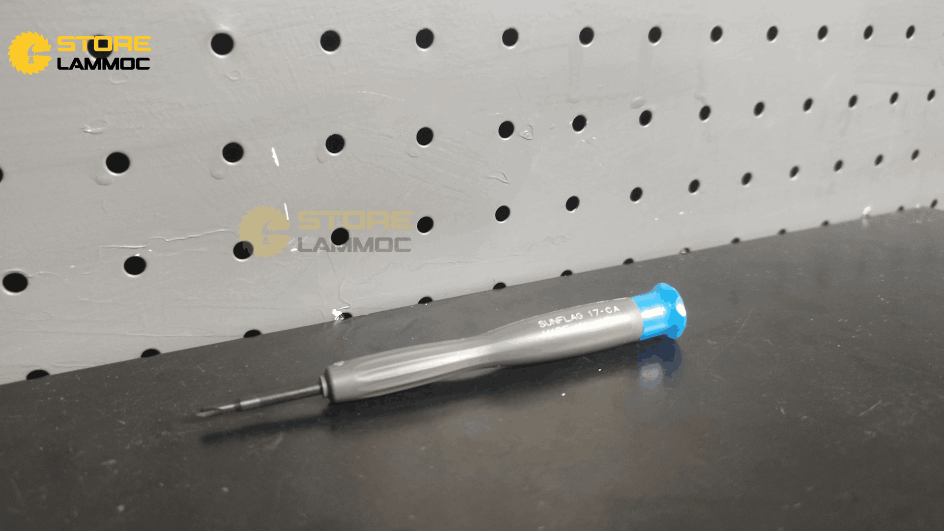 Tua vít Nhật Bản đầu chữ Y Sunflag 17-CA