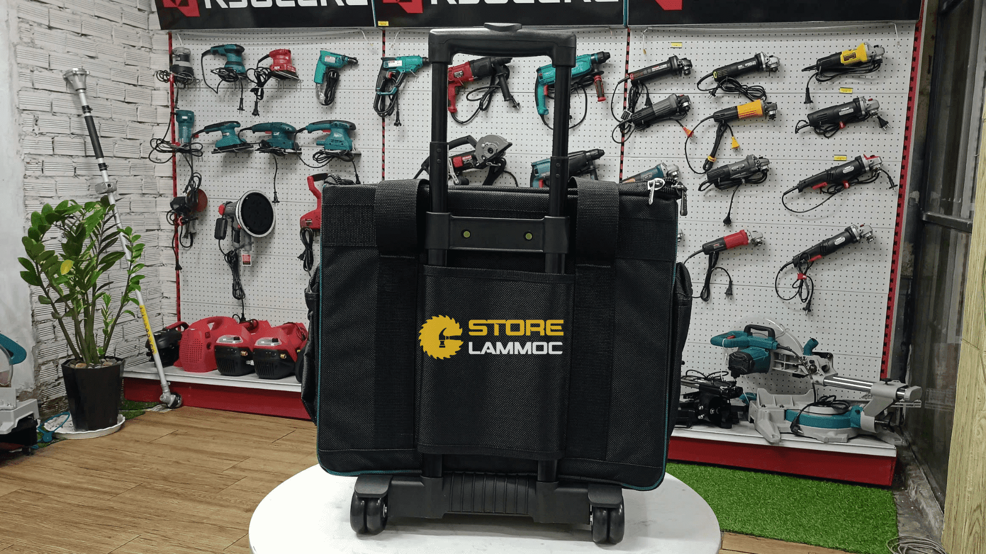 Túi đồ nghề có bánh xe và tay đẩy 430x240x380mm Sata 95188 - 3